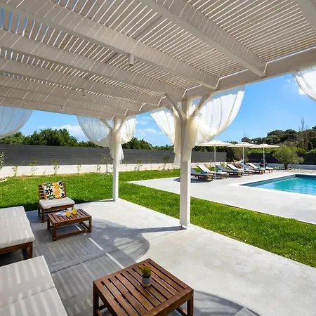 Eternity Kolympia ヴィラ